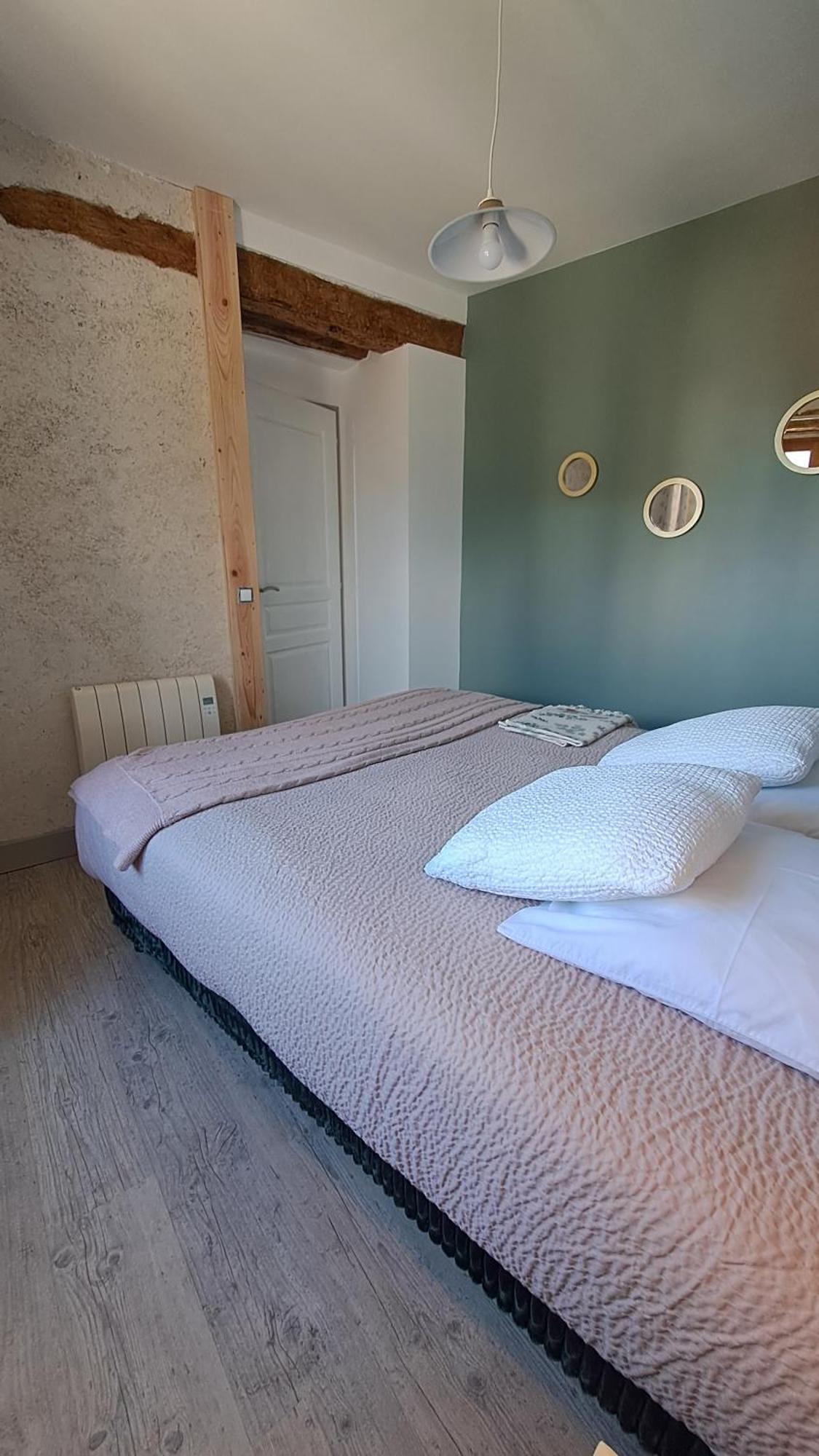 شقة Chez Christine Et Fabrice Font-Romeu-Odeillo-Via الغرفة الصورة