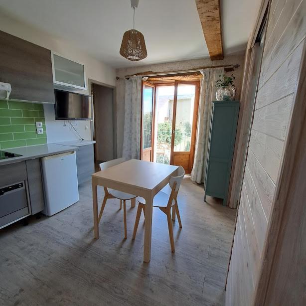 شقة Chez Christine Et Fabrice Font-Romeu-Odeillo-Via المظهر الخارجي الصورة